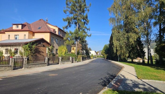 Ul. Jaroslava Ježka a Denisova (obnova po povodni)