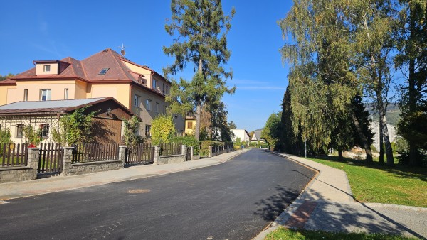 Ul. Jaroslava Ježka a Denisova (obnova po povodni)
