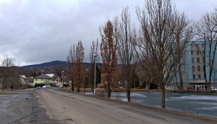 Ul. Denisova (obnova po povodni)