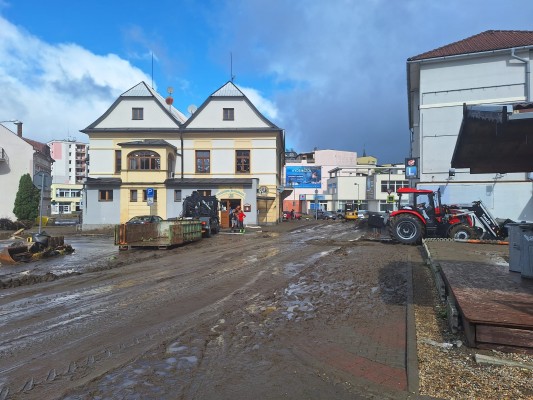 Ul. Dukelský (pod Albertem)