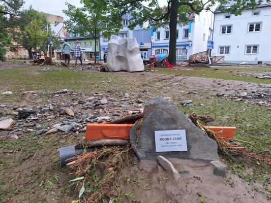 Nám. Svobody (obnova po povodni)