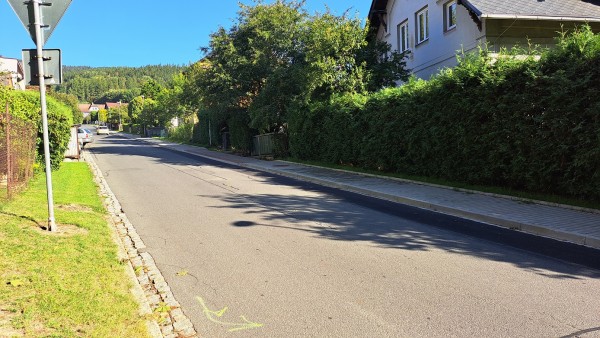 Obnova chodníku na ulici Nerudova