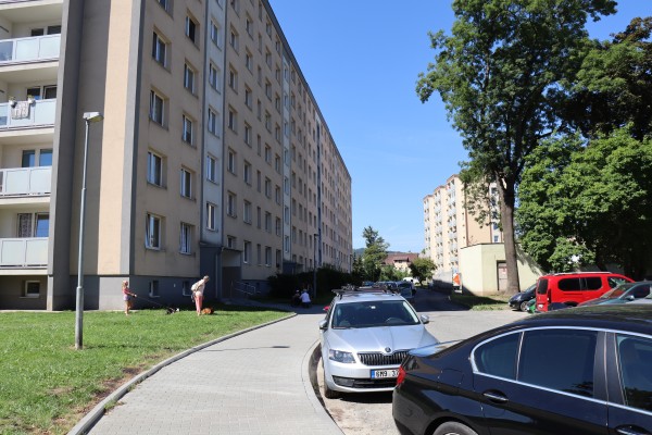 Lipovská se dočkala nových chodníků